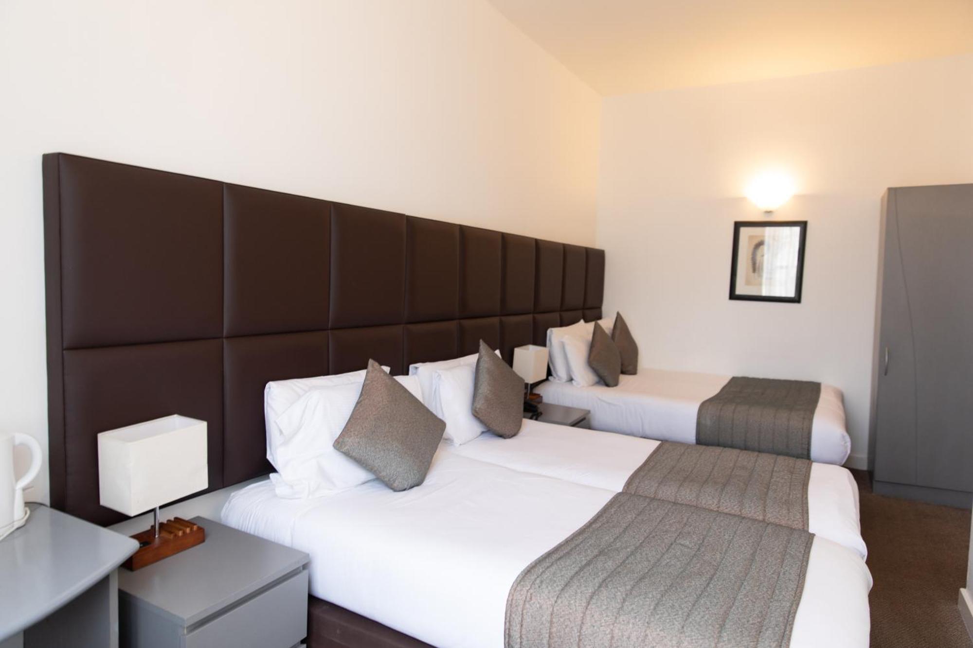Duke Of Leinster Hotel Londra Dış mekan fotoğraf