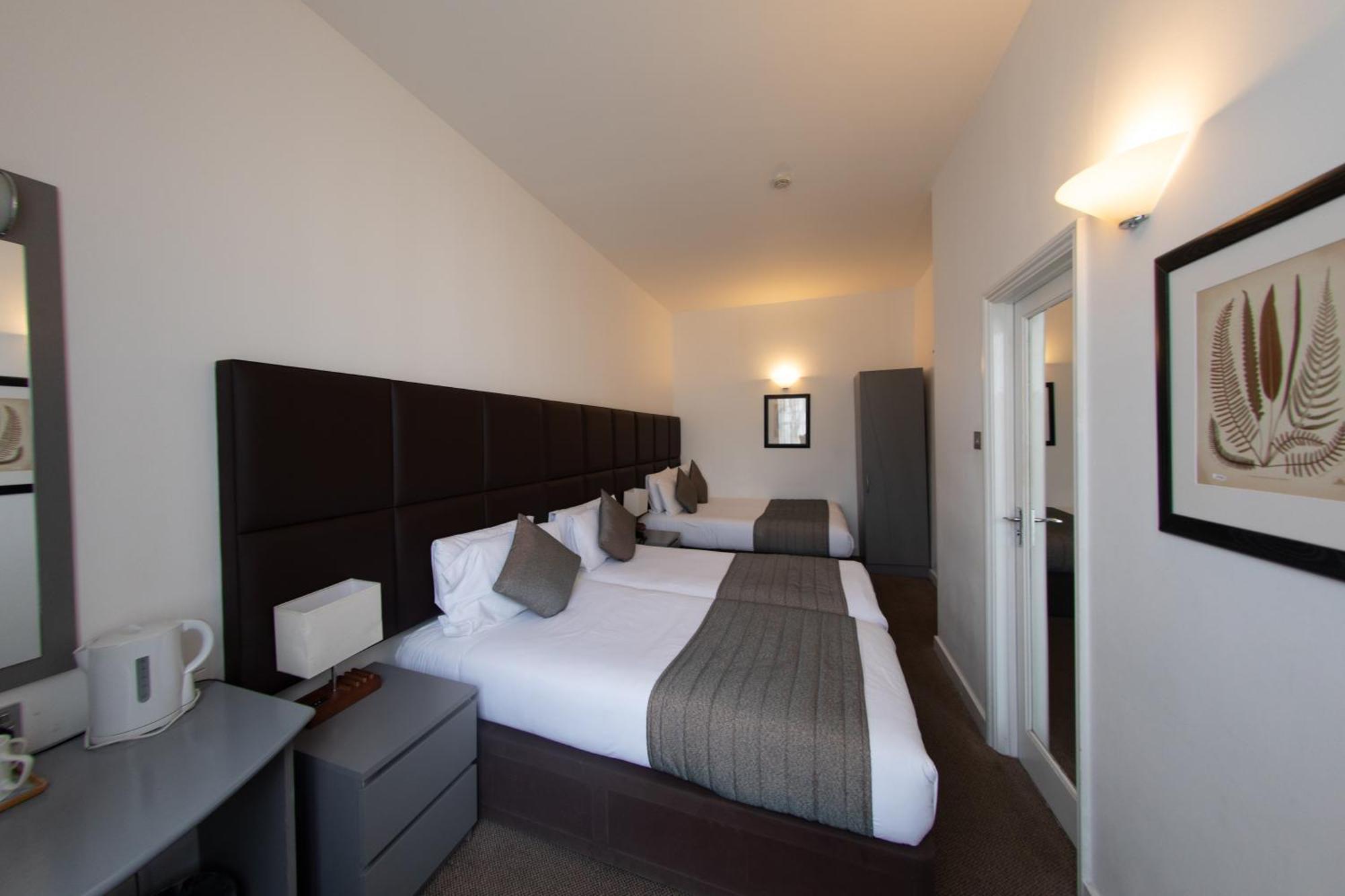 Duke Of Leinster Hotel Londra Dış mekan fotoğraf
